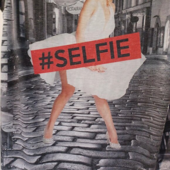 Edista Tank Top T-Shirt Women Large Y2K Funky Graphic Selfie Art to Wear - Picture 3 of 4